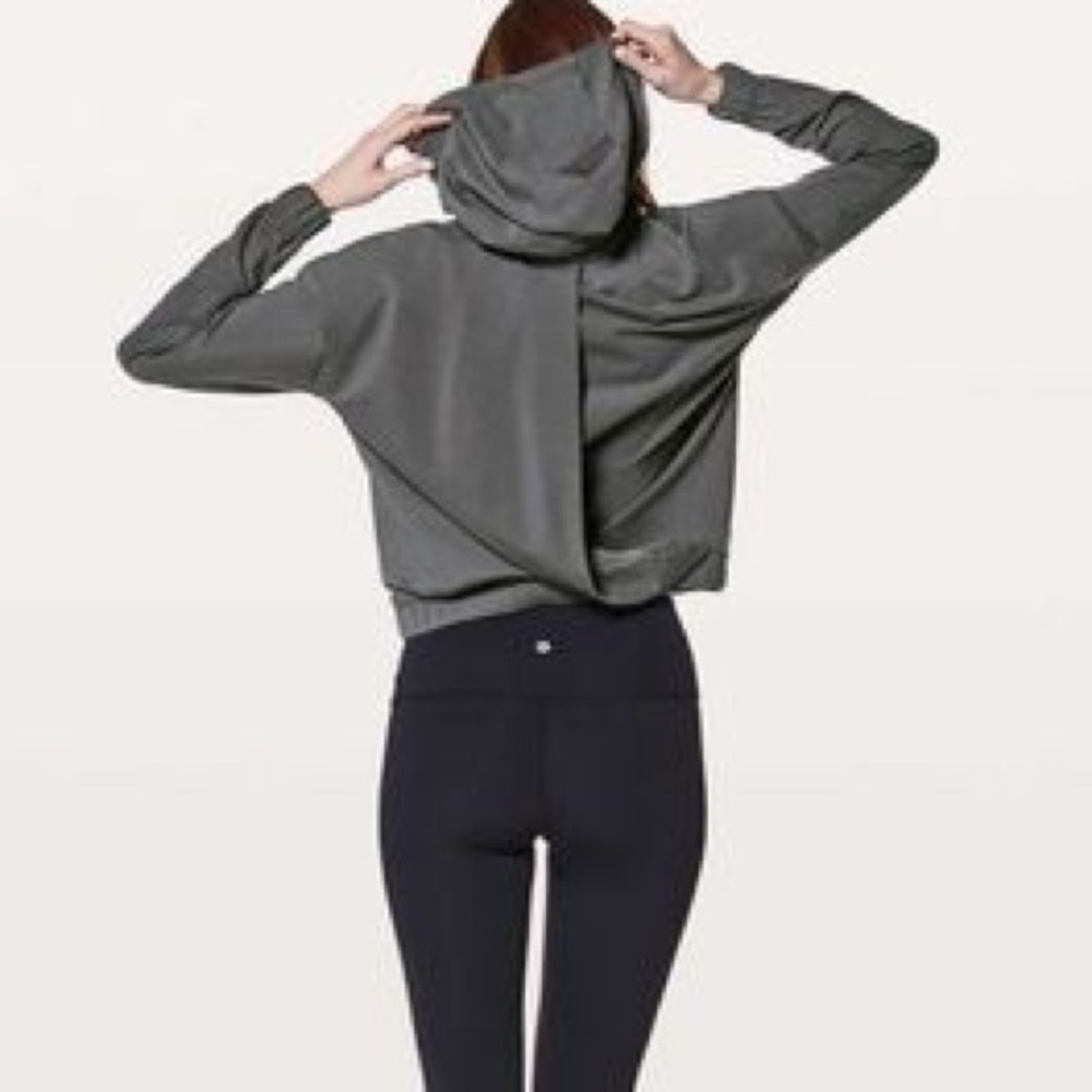 Lululemon Twisted and Tucked Pullover